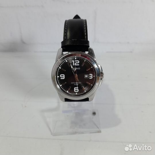 Наручные часы Casio 2784