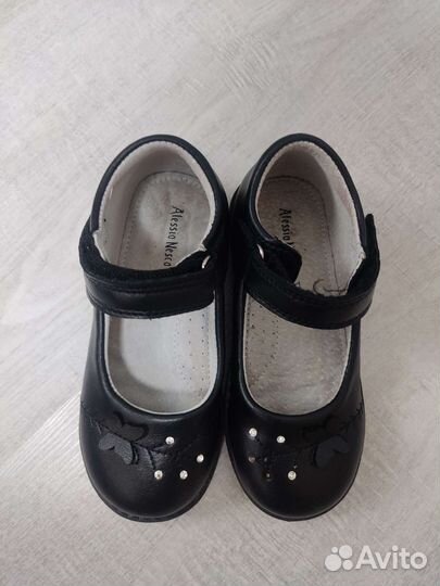 Туфли для девочки 27