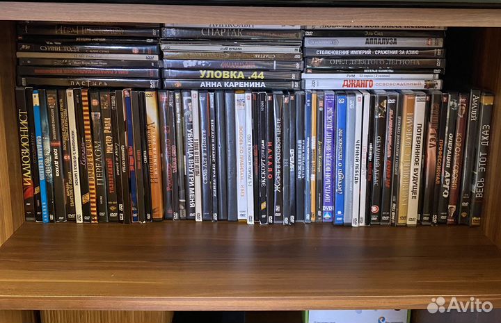 Коллекция DVD дисков с фильмами