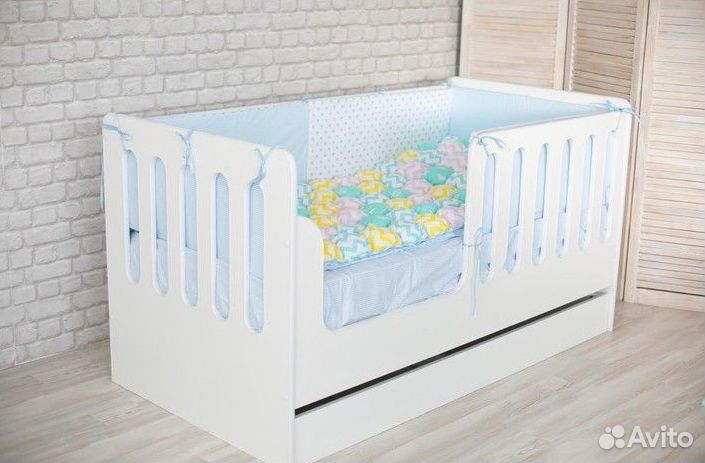 Детская кровать (укороченный домик)