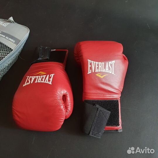 Тренировочные перчатки EverLast (10 oz) + бинты