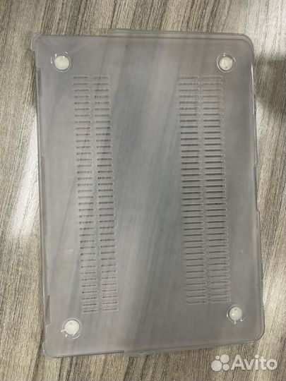 Защитный чехол на apple macbook