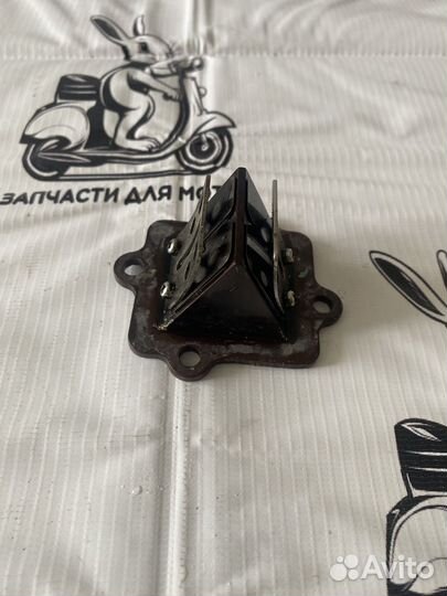 Лепестковый клапан Stels Tactic 50