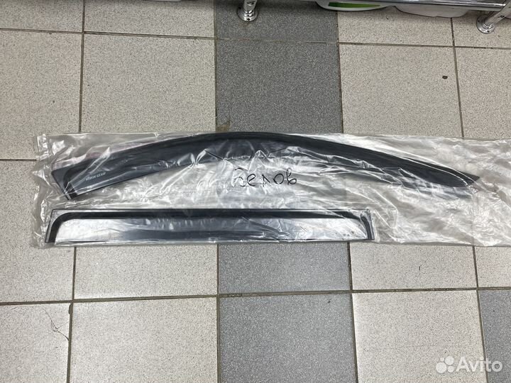 Ветровики Largus