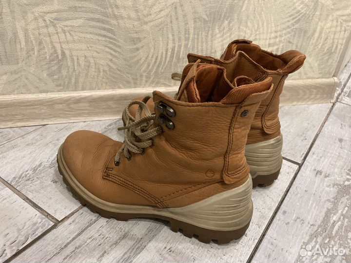 Ботинки женские кожаные ecco 37