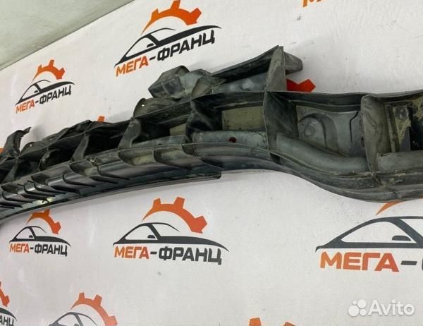 Усилитель бампера задний Citroen Xsara Picasso