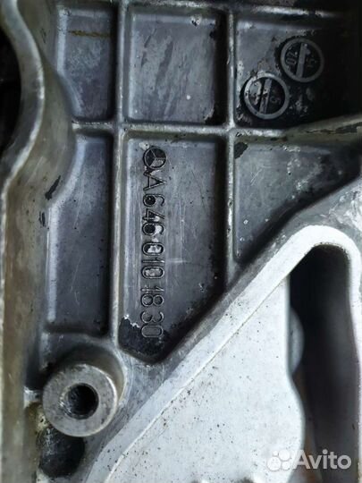 Клапанная крышка vito 639 2.2 A6460101830