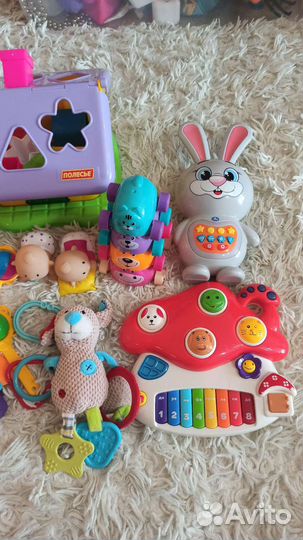 Детские игрушки для малышей пакетом