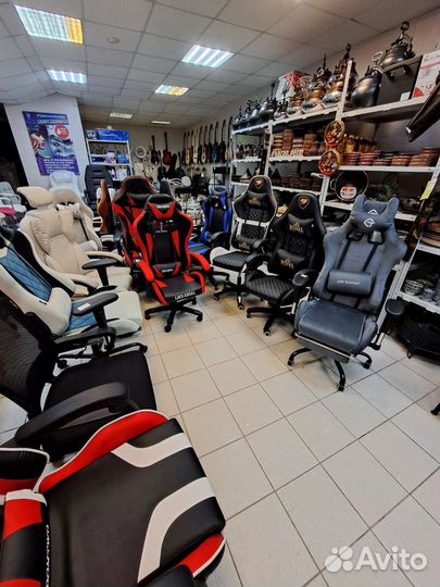 Компьютерное кресло новое