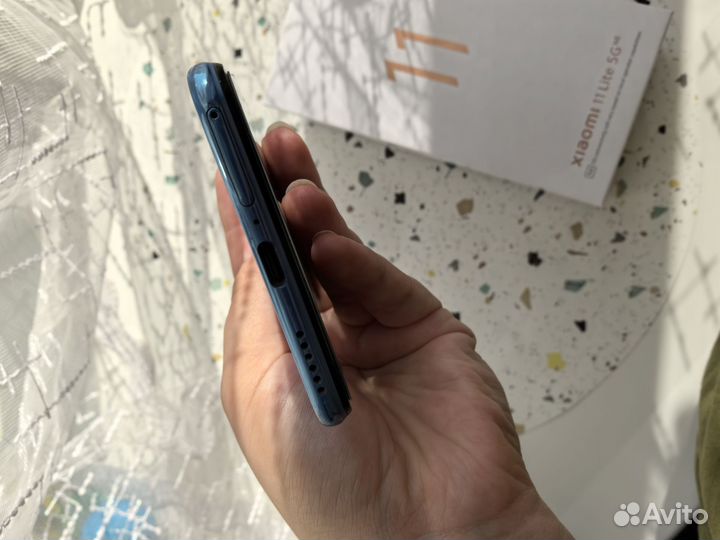 Xiaomi Mi 11 Lite 5G NE, 8/128 ГБ