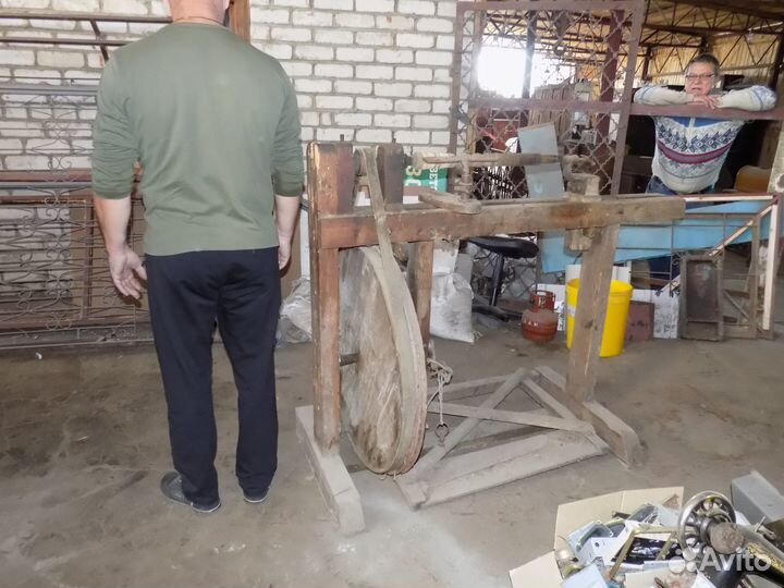 Редкий токарный станок по дереву - 19 век