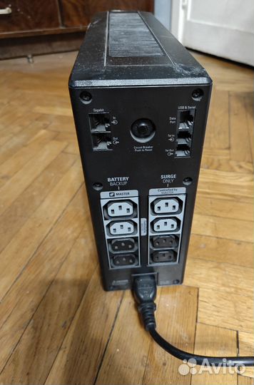 Ибп APC back-UPS PRO 900 BR900Gi