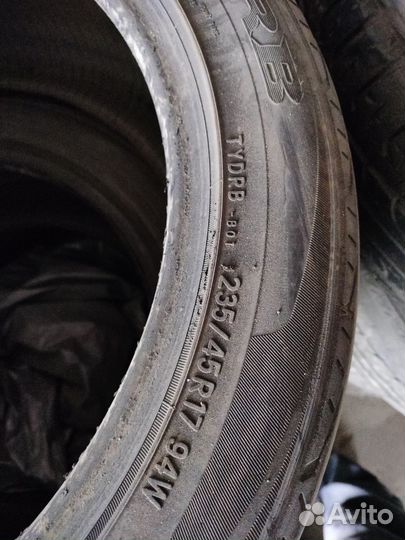 Toyo DRB 235/45 R17 94W