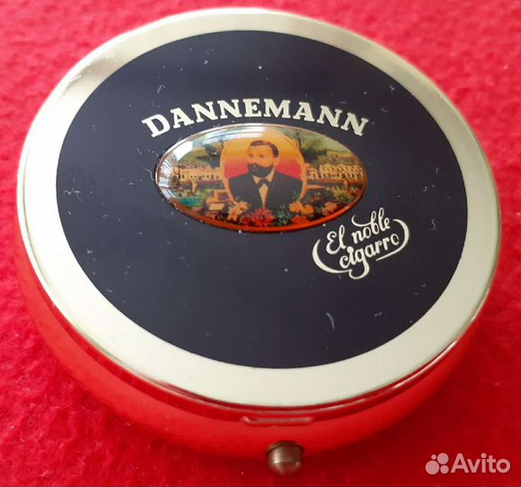 Коллекционная пепельница Даннемана