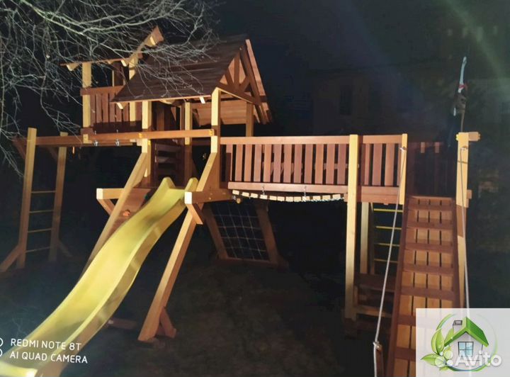 Детская площадка для лета и зимы