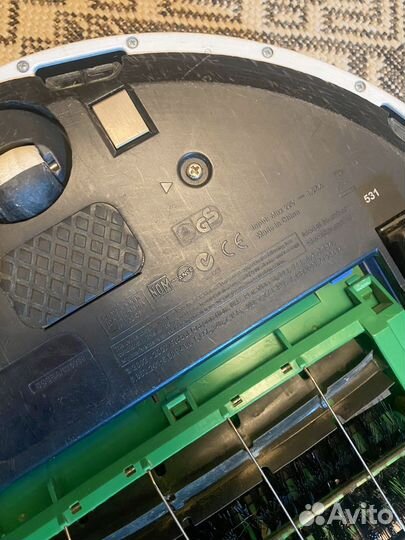 Побот пылесос iRobot Roomba