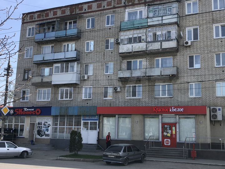 2-к. квартира, 53 м², 3/5 эт.