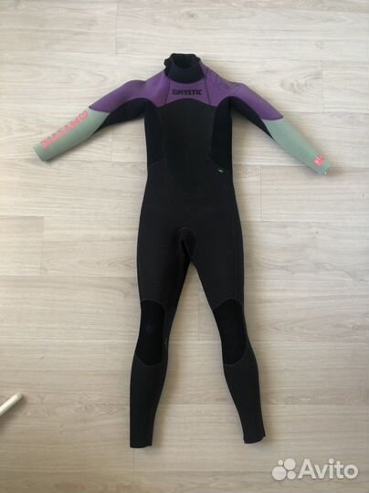 Гидроконстюм женский Mystic Star 5.4