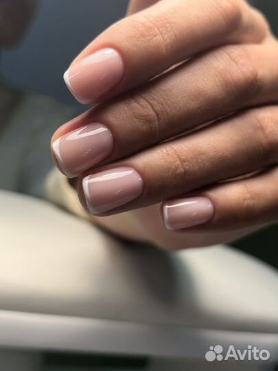 Маникюр и педикюр