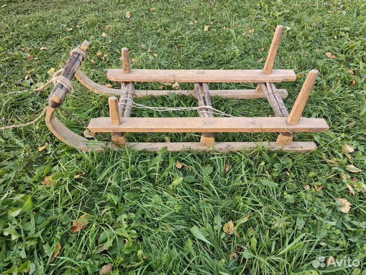 Санки старинные
