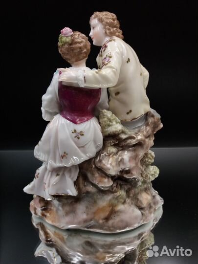 Антикварная статуэтка Volkstedt Германия