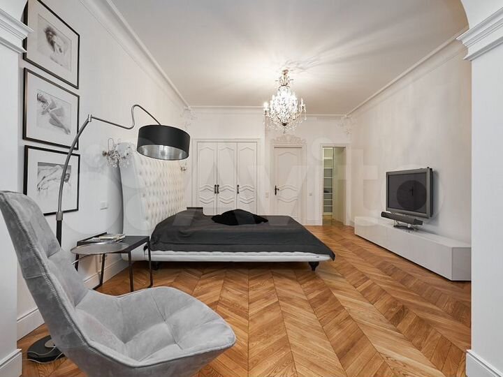 5-к. квартира, 340 м², 2/8 эт.