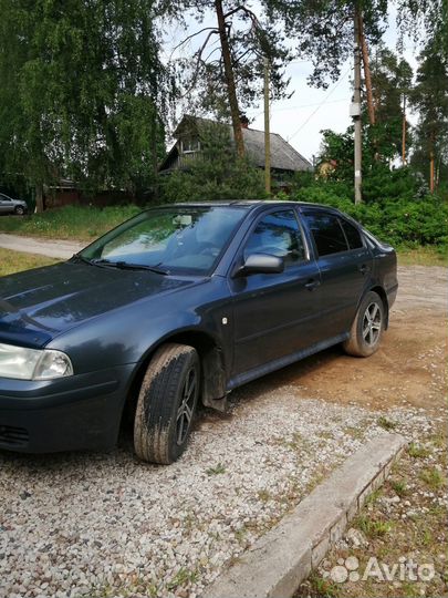 Skoda Octavia 1.6 МТ, 2007, 320 000 км