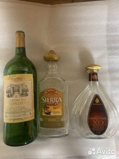 Бутылка стеклянная