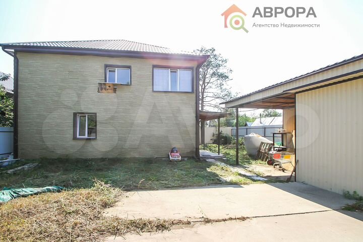 Дом 180 м² на участке 5,5 сот.