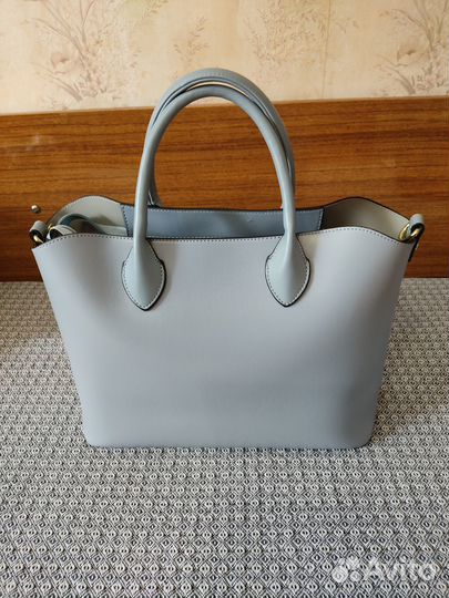 Продаю 2 сумки дамскую и дорожную