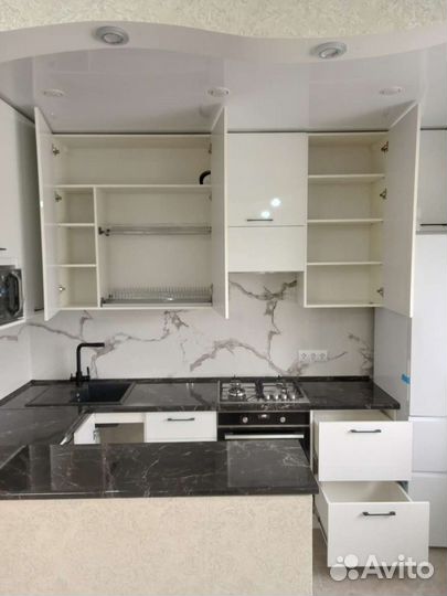 Кухонный гарнитур фасад пластик