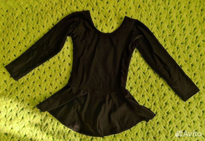 Купальник гимнастический 104 + скакалка