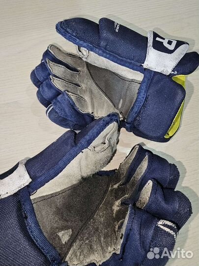 Краги хоккейные bauer 8