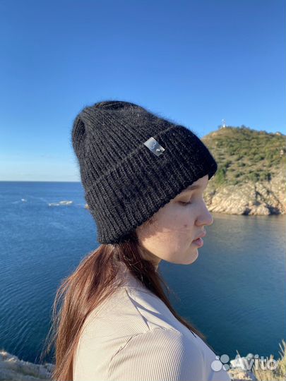 Шапки вязаные. Ручная работа