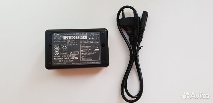 Зарядное устройство Nikon MH-18 (Новое)