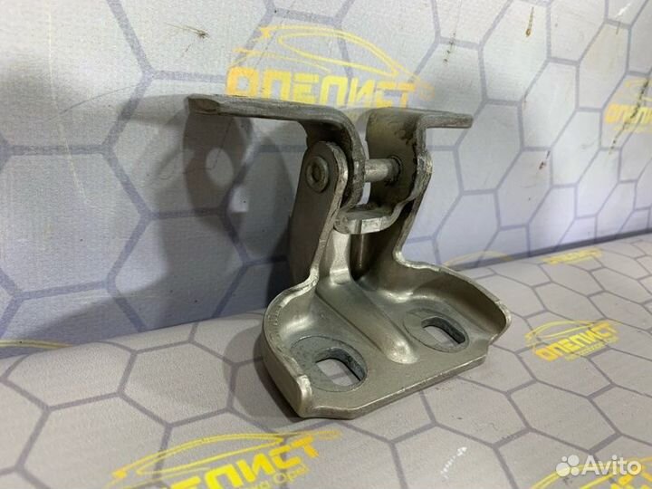 Петля двери верхняя задняя левая Opel Astra J