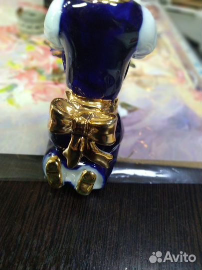 Статуэтка фарфор девочка с собачкой