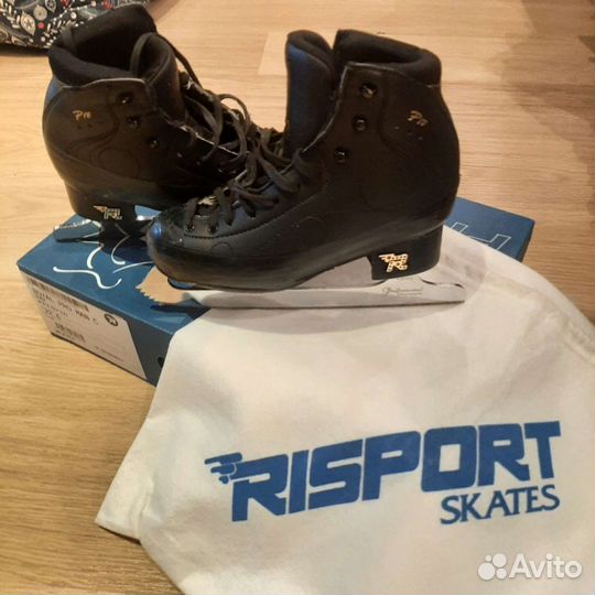 Фигурные коньки risport royal pro 22 см