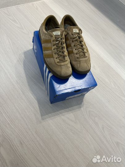 Кроссовки adidas tabacco