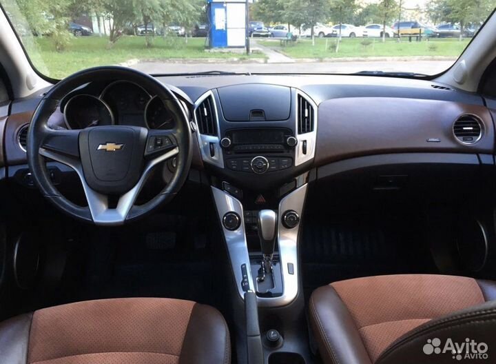 Разбор Chevrolet Cruze 2013 1.8 AT хэтчбек