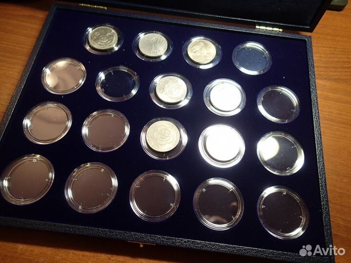 Футляр для юбилейных монет СССР новоделы 19шт