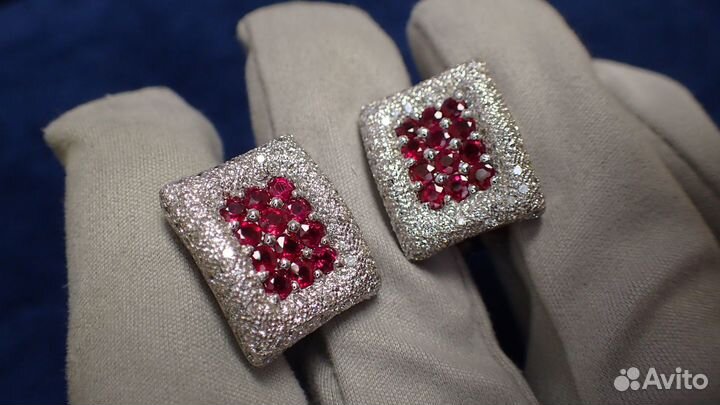 Золотые серьги с рубинами и бриллиантами