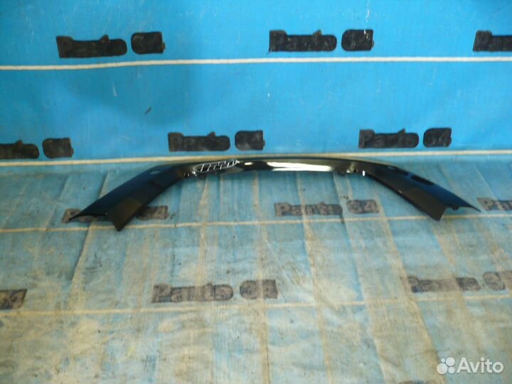 Nissan X-Trail T32 Накладка бампера б/у.оригинал