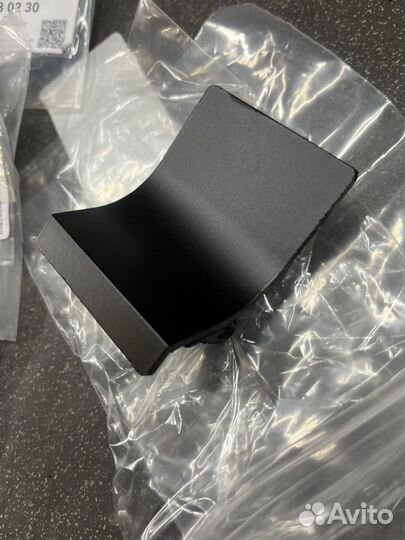 Новые оригинальные заглушки AMG Mercedes 124