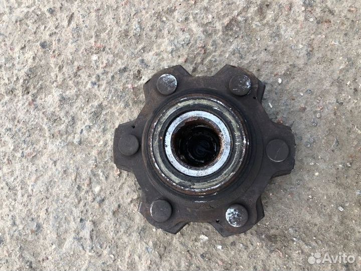 Ступица передняя Hyundai Mighty Ex8 D4CC 2022