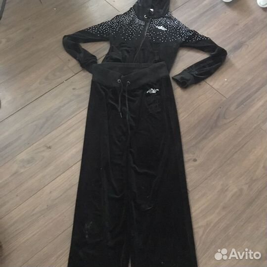 Костюм спортивный