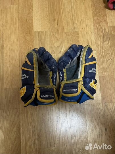 Краги хоккейные