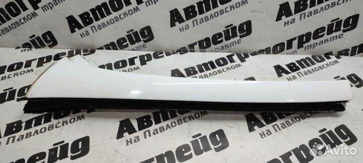 Стойка лобового стекла правая Audi Q7 4LB BAR