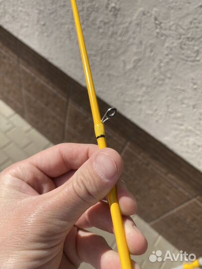 Спиннинг очень крепкий 2,4м