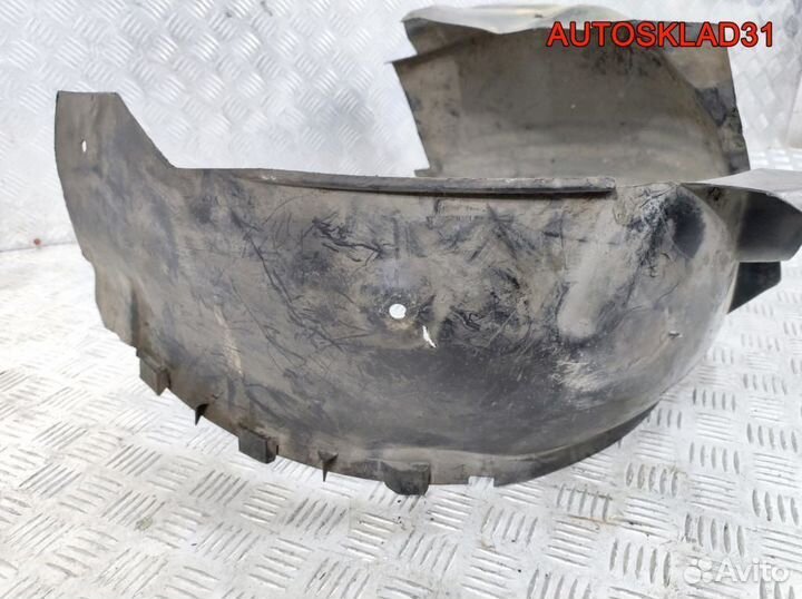 Локер передний правый Opel Vectra C 13183312